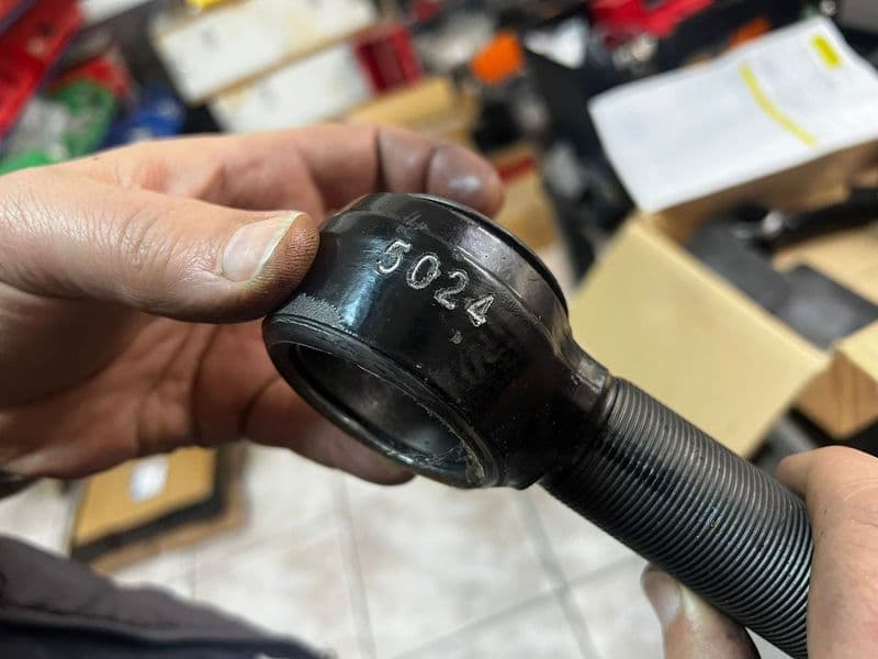 Otomotiv Parçası Markalama: Rot Başı
